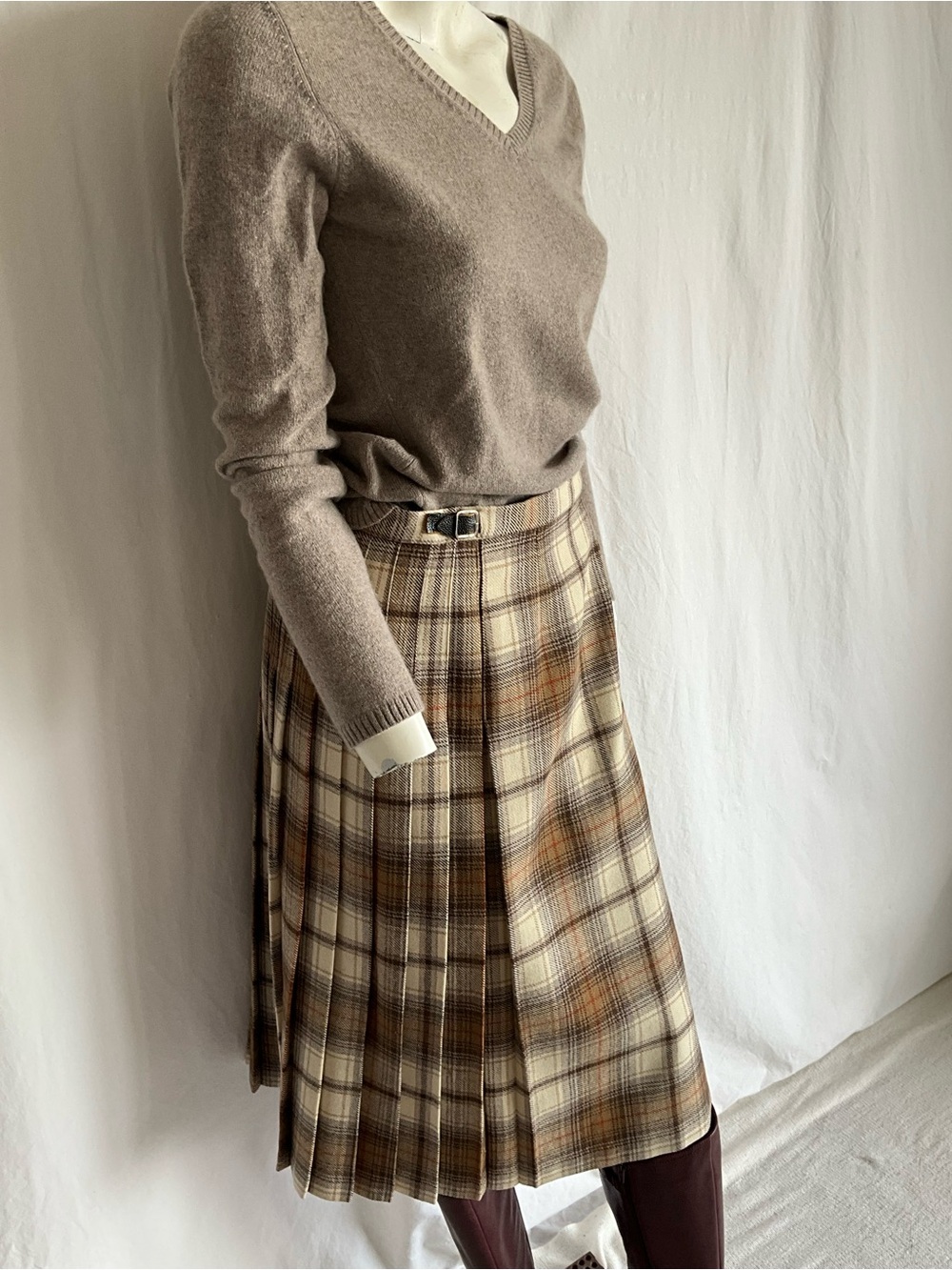 Vintage Laird-Portch Scotland Pure Wool Tartan Kilt Skirt Plaid Midi 6 - Picture 3 of 12